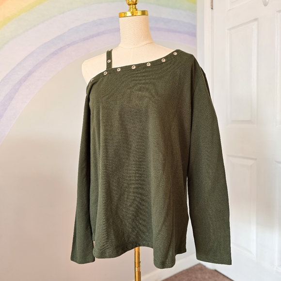 VENUS Tops - Venus | XL | Army Green | Cold Shoulder Top